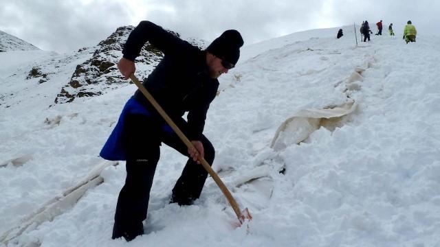 Schnee recyceln für den Wintersport