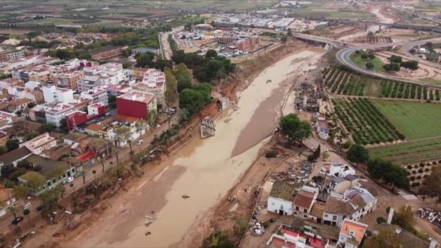 Spanien: Wiederaufbau nach Überschwemmungen