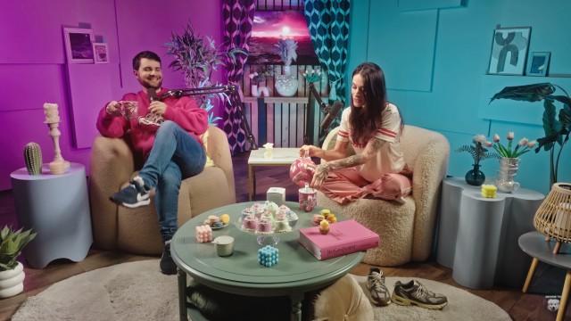 SIP & GOSSIP #17 (ft. Amixem)