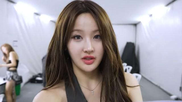 2025 Golden Wave in Bangkok Behind