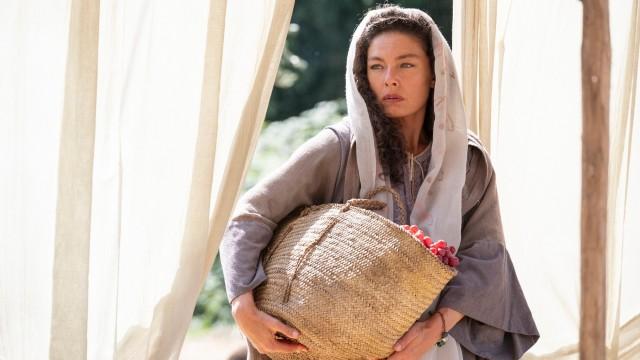 The Woman Who Risked Everything (1)