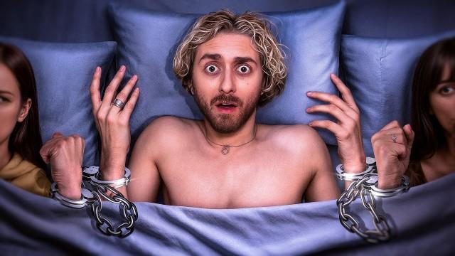 24H MENOTTÉ À MA COPINE ET MA MEILLEURE AMIE ! (Au Japon)