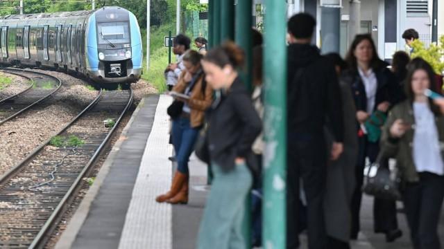 Why can’t train travel in Europe get back on track?