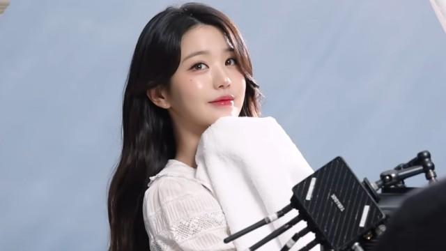 JANGWONYOUNG x Downy Behind