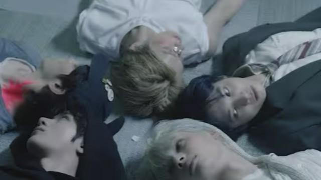 'Beautiful Strangers' MV Behind The Scenes
