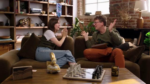  Vic Doesn’t Ask A Single Question | Vic Michaelis Asks Hank Anything