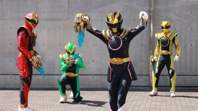 Terrifying! Ribbon Laughs in the Haunted House