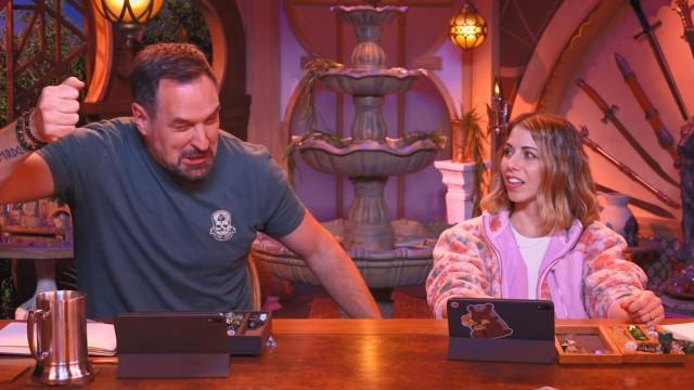 C4E009 - To the Hounds!