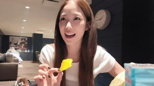 Hot and Fun Girls Meet Up