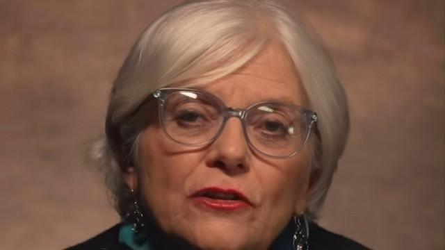 BONNE SŒUR DANS UN COUVENT PENDANT 40 ANS, ELLE QUITTE TOUT ET DÉCOUVRE LA VIE À 60 ANS