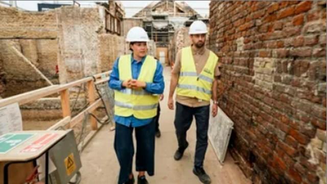 Ikonisk genopbygning