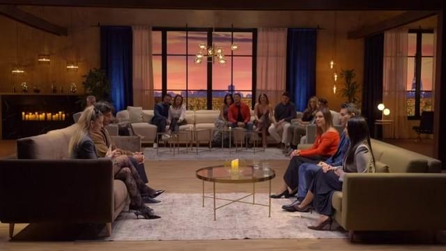 Las primeras cenas comunes y... terapias grupales