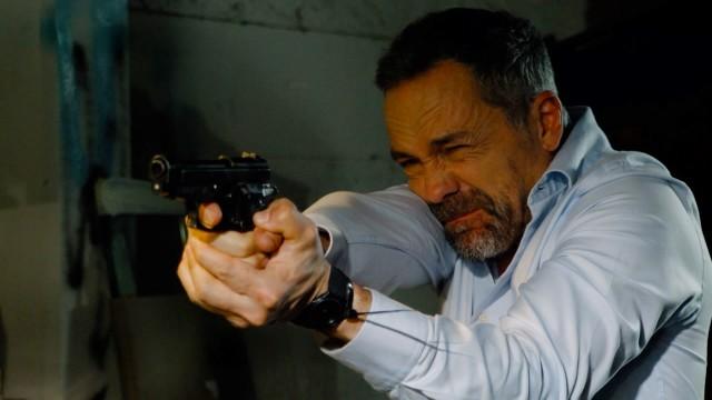 Omar cae en los juegos mentales de Luis Emilio