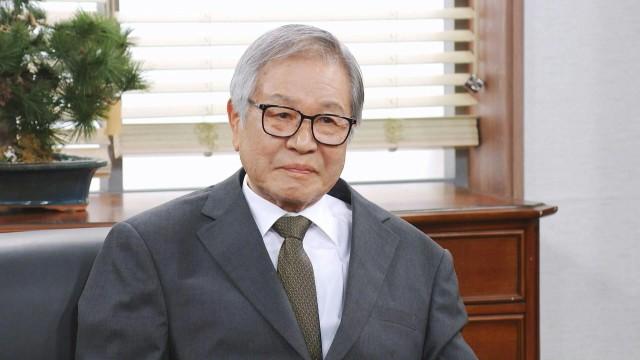 Rivalries Rise at Gangsu Construction