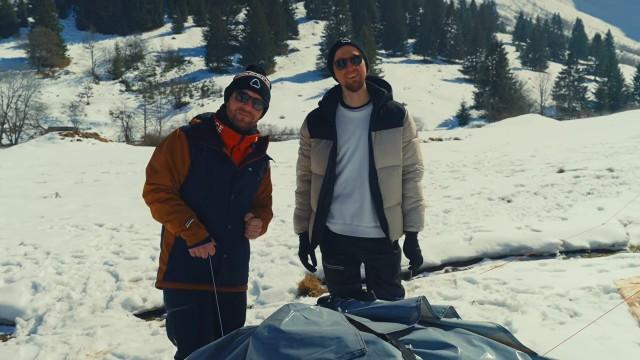 ON FAIT DU CAMPING DE LUXE (10000€ la tente c’est abusé)