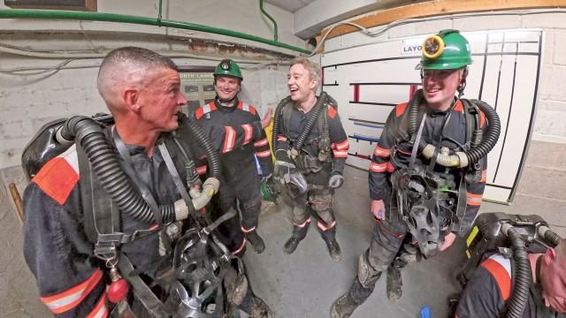 These people walk towards mining disasters