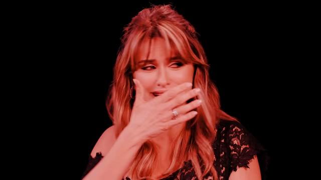 Penélope Cruz Laughs With Abandon While Eating Spicy Wings