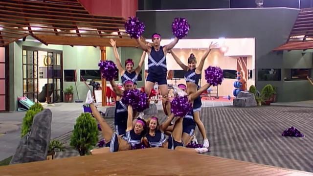 Daily Show (Day 76 / Day 77)