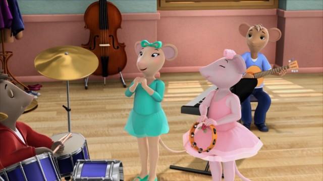 Angelina Ballerina and the Band Leader