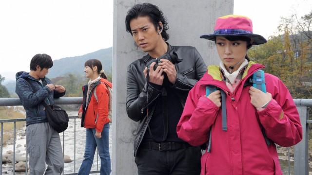 Husband and detective, the two men before [my] eyes