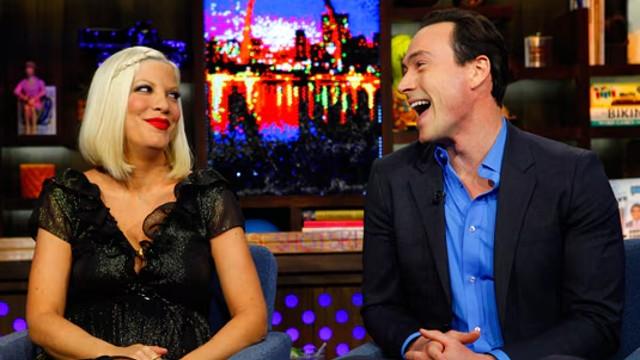 Chris Klein & Tori Spelling