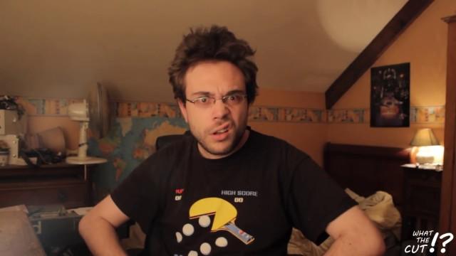 Photobomb, Un Groupe et la Déviance