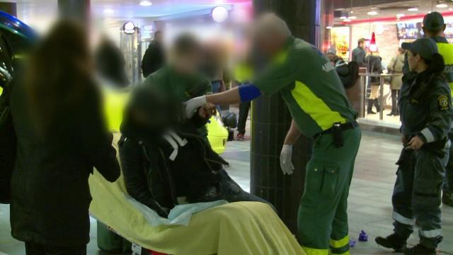 Knivskuren man på Plattan