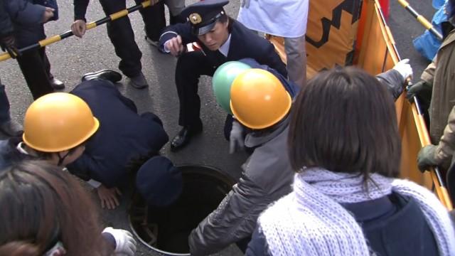 捨て身の地震救助