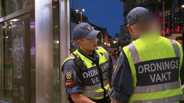 Berusad man vägrar lämna stationen
