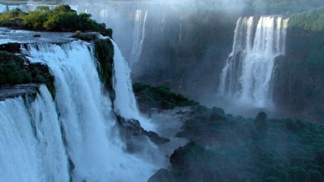 Die größten Wasserfälle der Erde - Naturwunder Iguacu