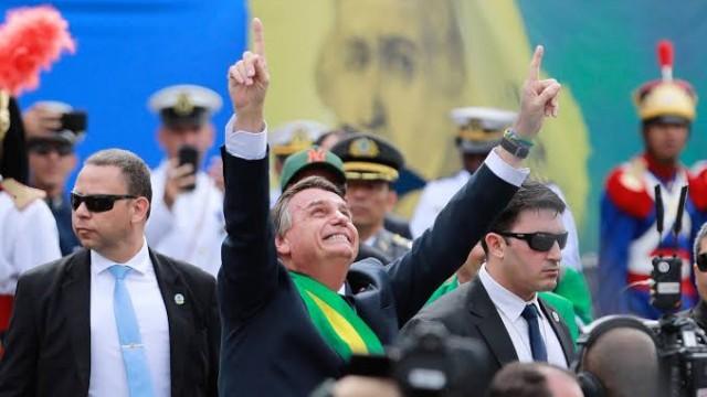 #7: Racha no Supremo, o namoro de Bolsonaro e o junho sem fim