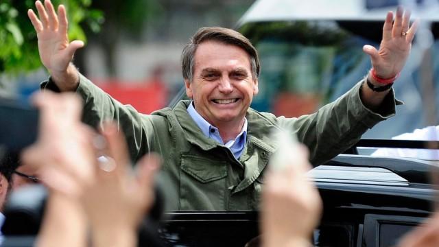 #22: O arrastão da direita, a derrota da mídia tradicional e o favoritismo de Bolsonaro