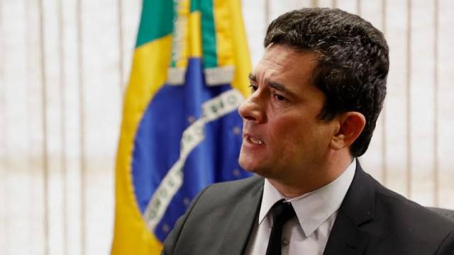 #38: Os novos donos do Congresso, as leis de Moro e os escândalos do governo