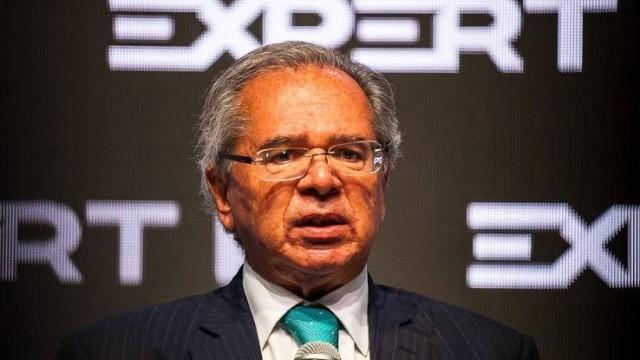 #76: O mistério da casa 58, o golpismo bolsonarista e o pacote de Paulo Guedes