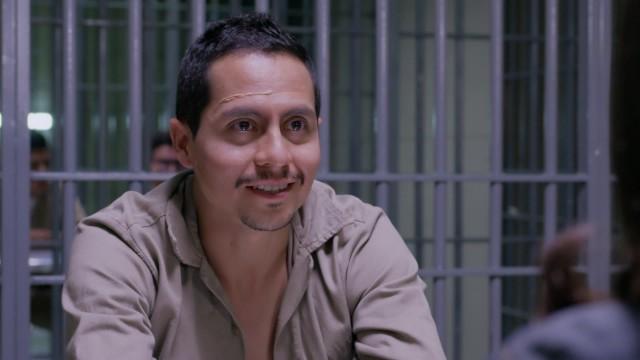 Rosario logra escapar de Dylan, pero El Ángel es encerrado en la celda más severa del penal