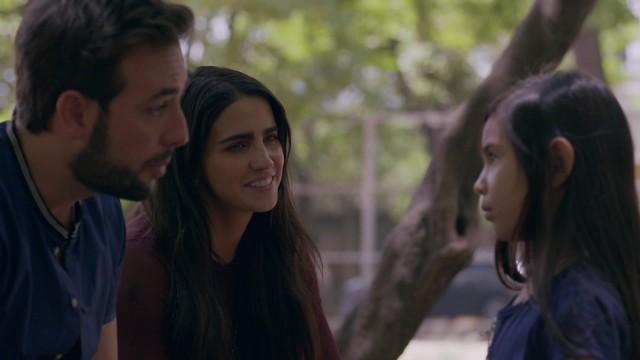 El Ángel quiere rehacer su vida con Rosario pero ella sólo quiere aceptar si se aleja de la delincuencia