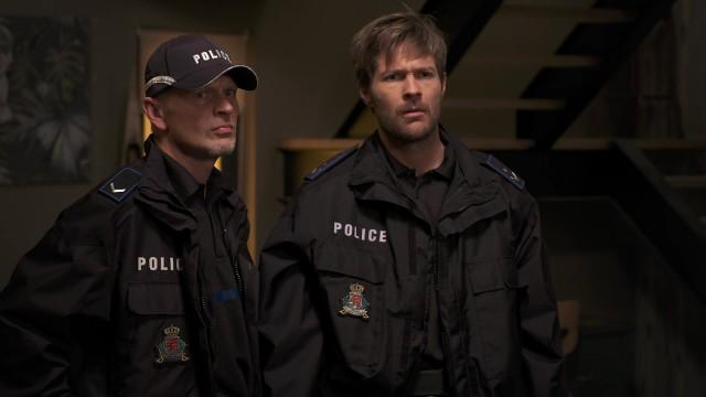 GABRIELA - Mme. De Kommissär