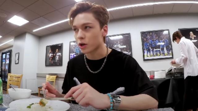 SEVENTEEN's Finding the Healthy Taste in San Jose