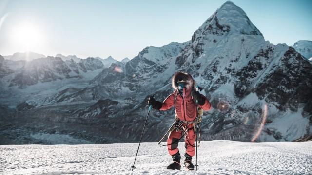 Aufstieg am Mount Everest – Allein zum höchsten Gipfel der Welt