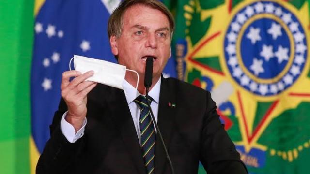 #101: Bolsonaro sob pressão