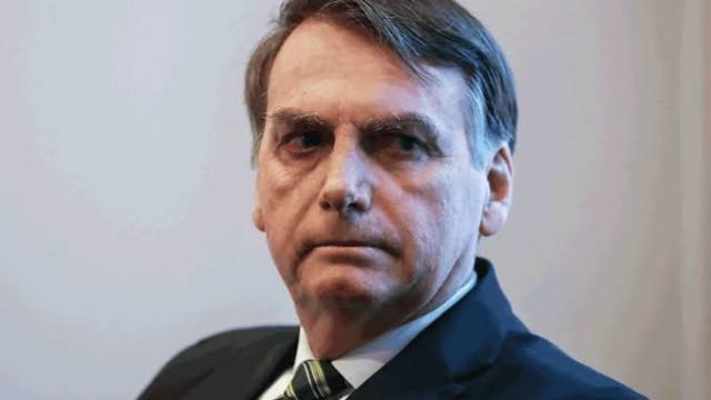 #105: Espremendo Bolsonaro