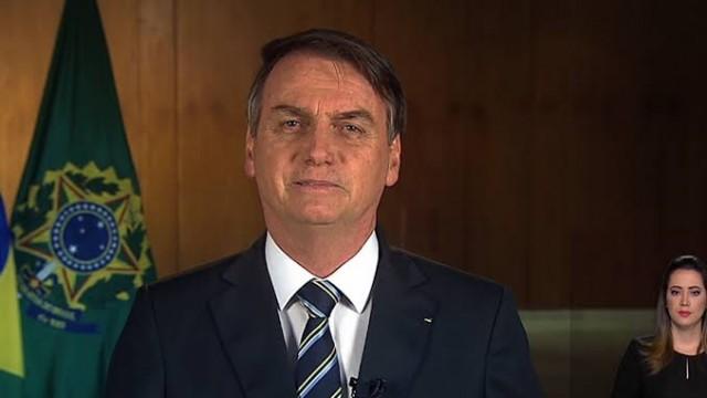 #107: As guerras surdas de Bolsonaro