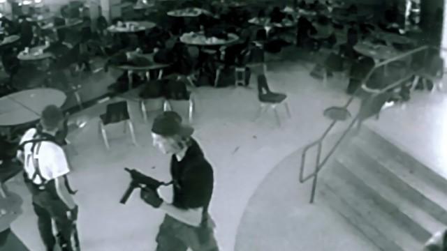 #23 - O Massacre de Columbine: Tiros dentro da escola