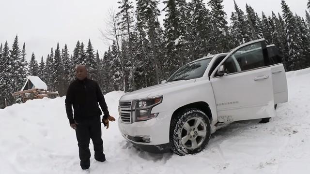 Michou et Inoxtag bouffent la neige du Canada !