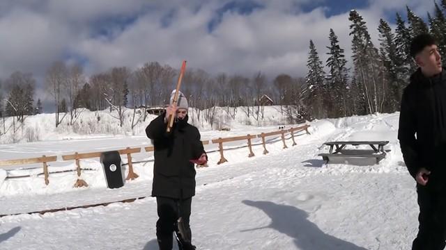 Je surprends Inoxtag bourré sur la terrasse...