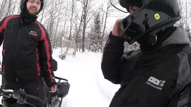 La baston d'Inoxtag et LeBouseuh