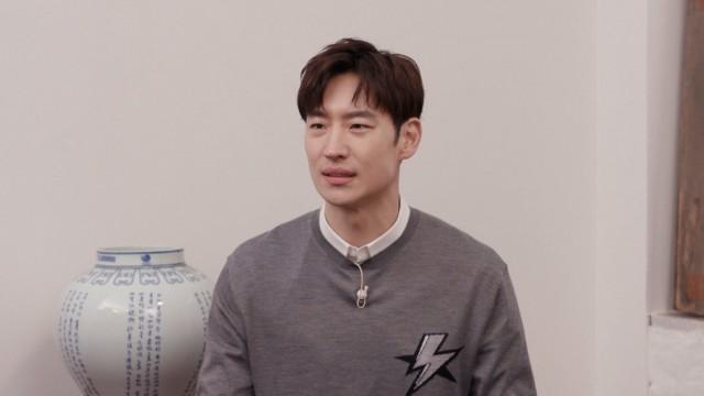 Lee Je Hoon and Cho Woo Jin came to take Jessi's heart.