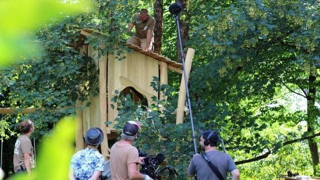 Wie man ein Baumhaus für Kinder baut