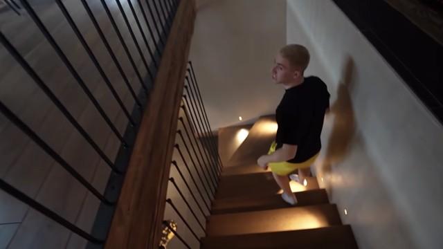 On perd Inoxtag dans la forêt à cause d’un sanglier