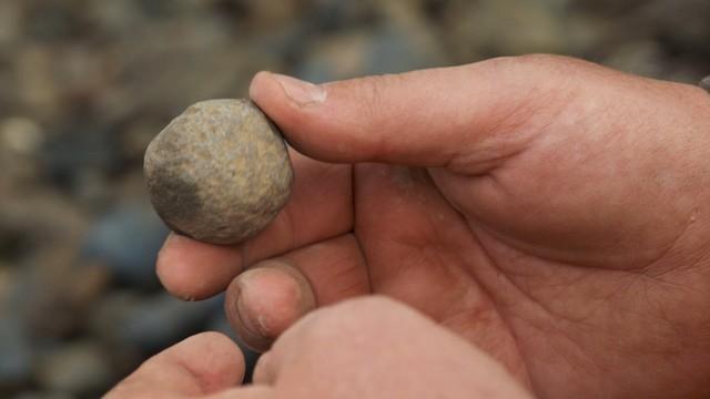 A Loose Canonball